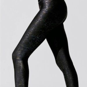 Carbon38 Black Luxe Metallic Striped High Rise
7/8 Legging